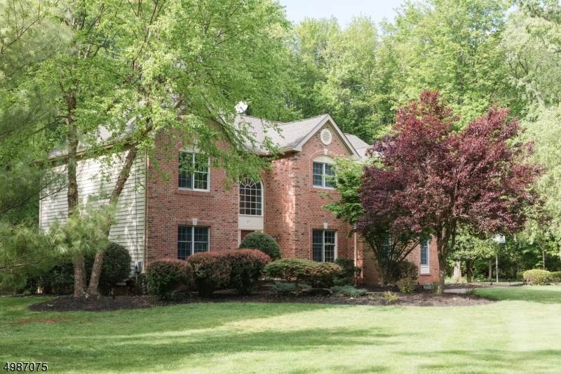 27 Concord Ln - Photo 1