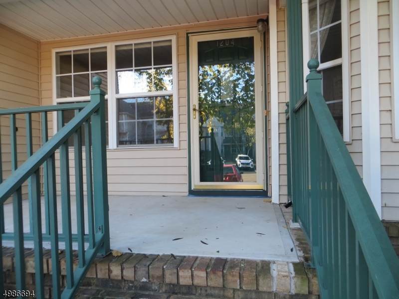 1204 Rhoads Dr - Photo 1