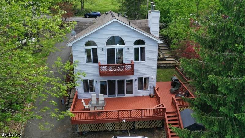 433 Lakeside Blvd - Photo 1