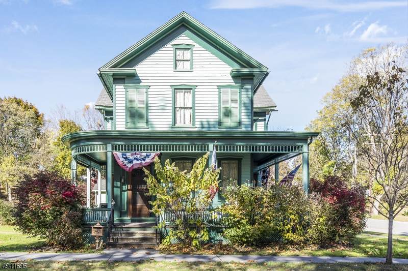 45 Water St - Photo 1