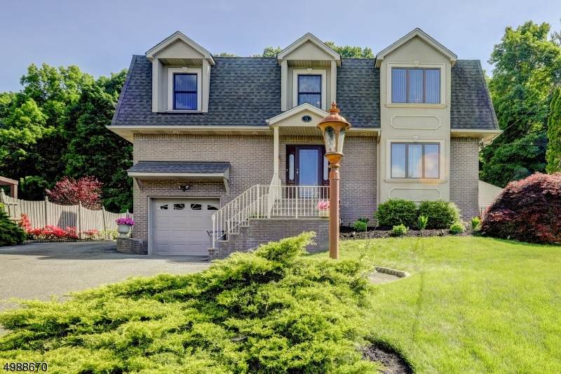 5 N Mountain Ave - Photo 1
