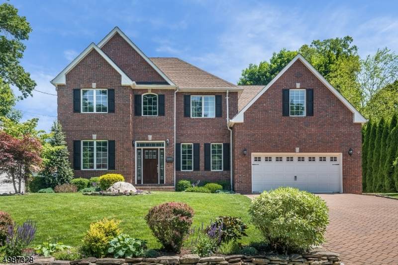 26 Crane Ave - Photo 1