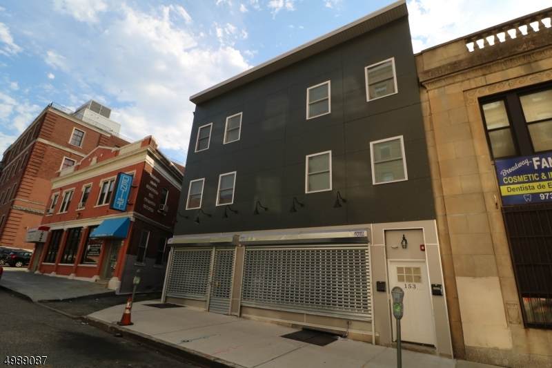 153 Prospect St - Photo 1