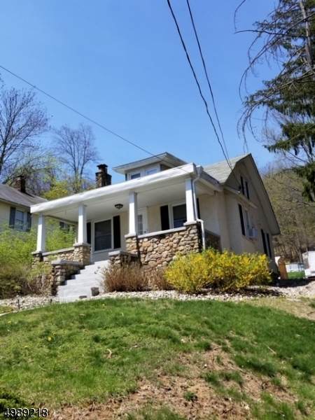 143 Millbrook Ave - Photo 1