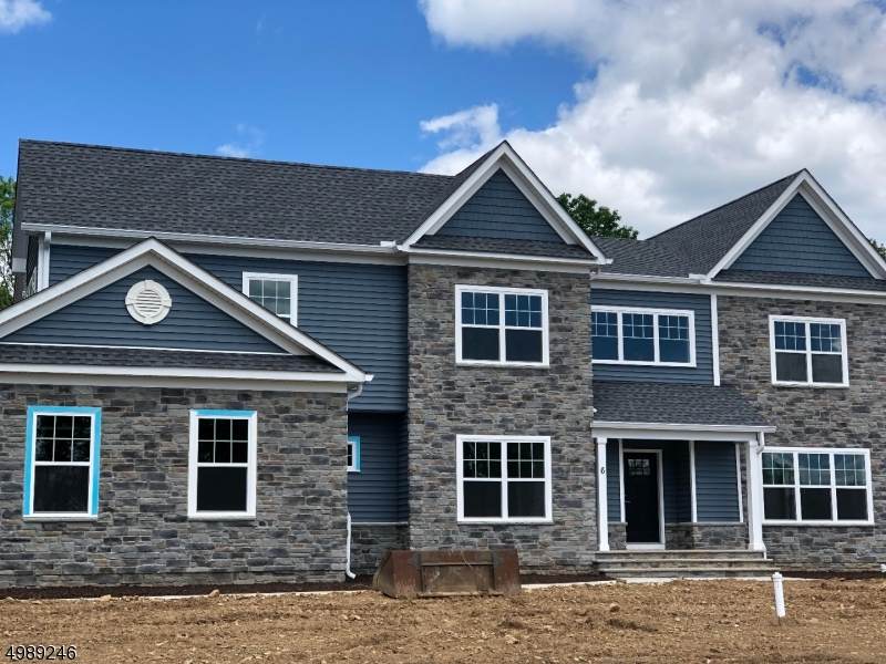 8 Berry Ct - Photo 1