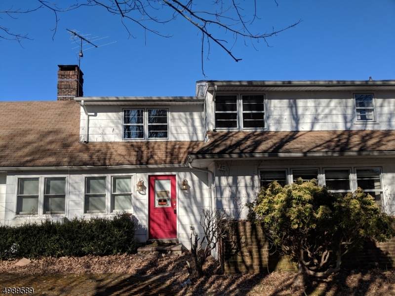 465 Cherry Ln - Photo 1
