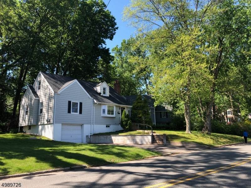 13 W Lake Dr - Photo 1
