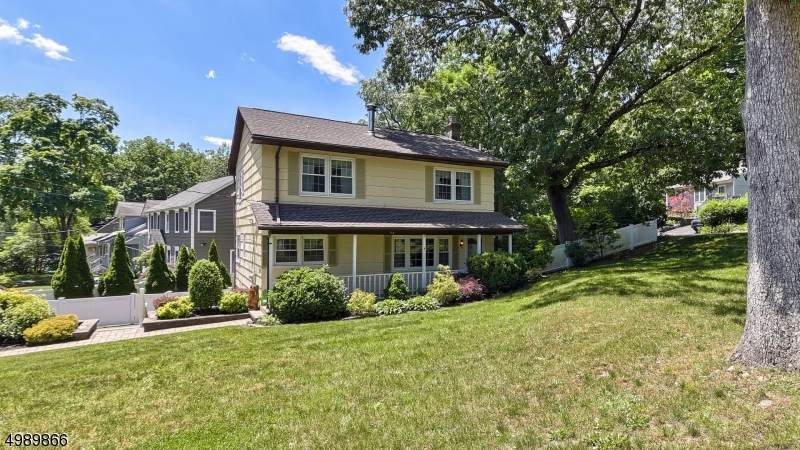 54 Truman Blvd - Photo 1