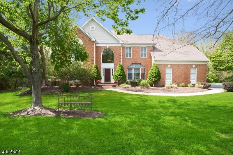 77 Kim Ln - Photo 1