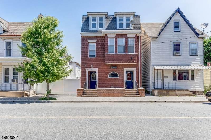 511 S Main St - Photo 1