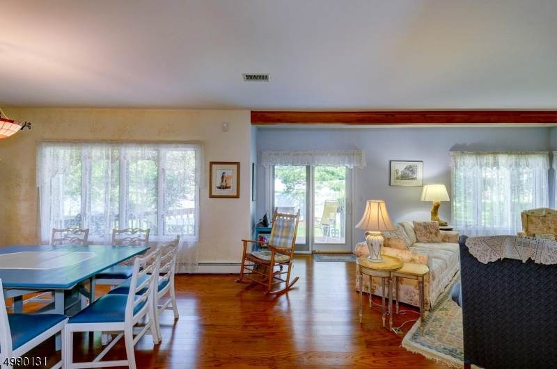 15 Mulford Dr - Photo 1