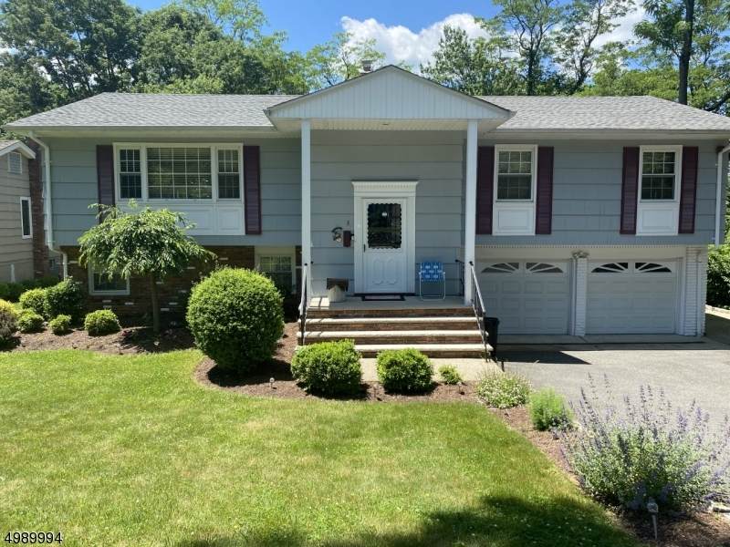 8 Condit Court - Photo 1