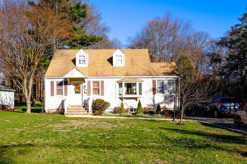 211 E Mc Clellan Ave - Photo 1