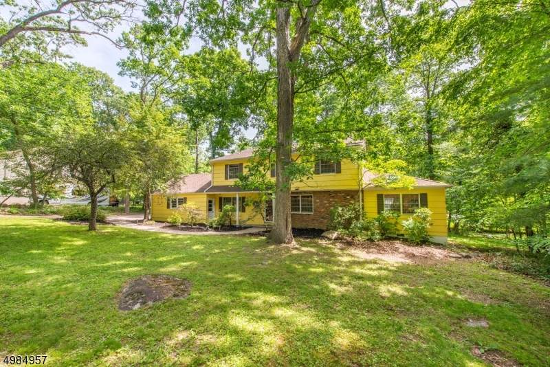 14 Glenwood Dr - Photo 1