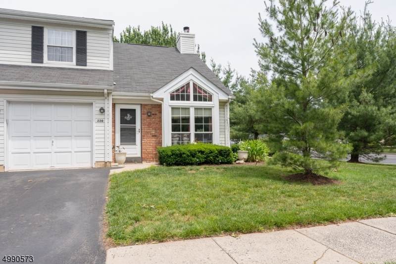 220 Coldspring Ct - Photo 1