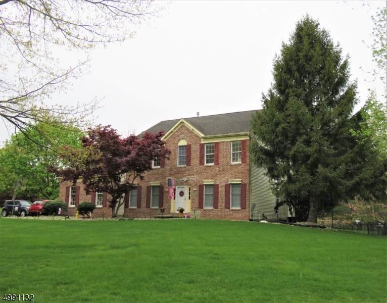 1 Glen Eagles Rd - Photo 1