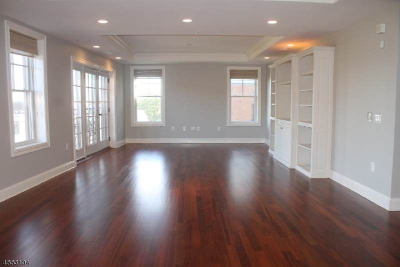 40 W Park Place Unit 510 - Photo 1