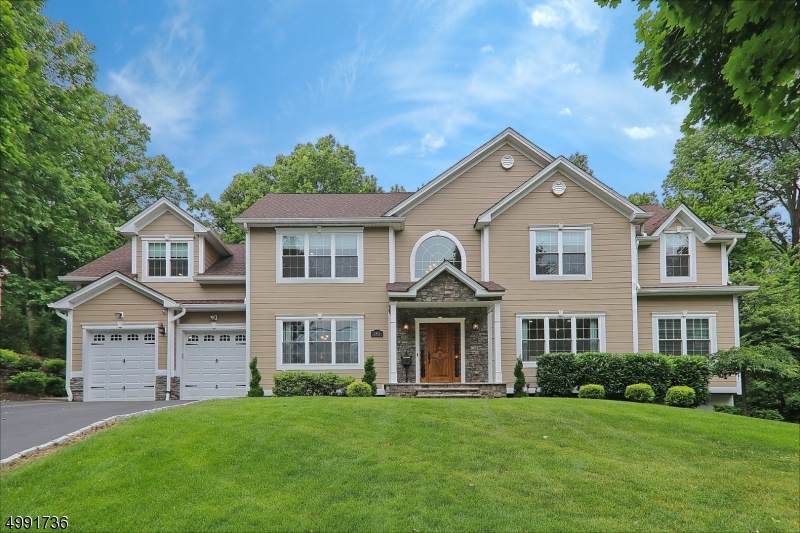 193 Chipmunk Hill - Photo 1