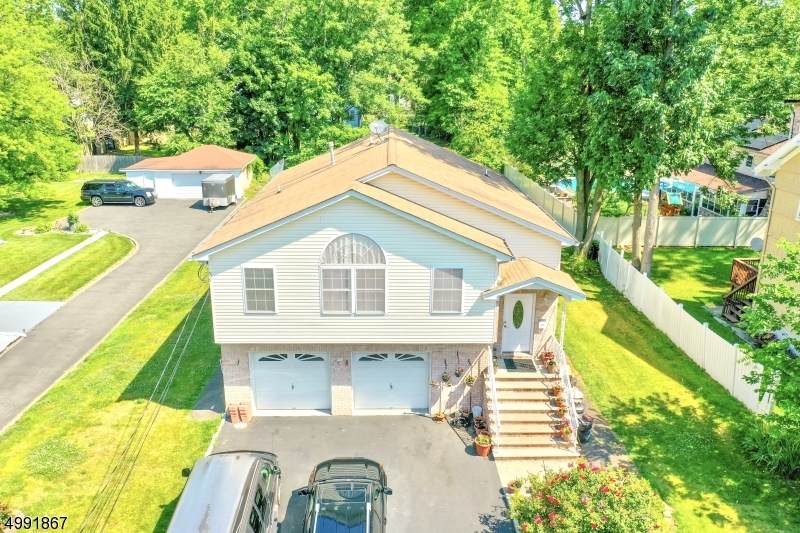 255 E 6Th Ave - Photo 1