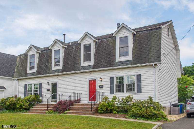 17 Doremus St - Photo 1