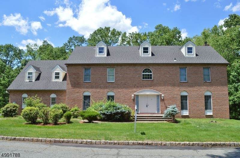 18 Valley Rd - Photo 1