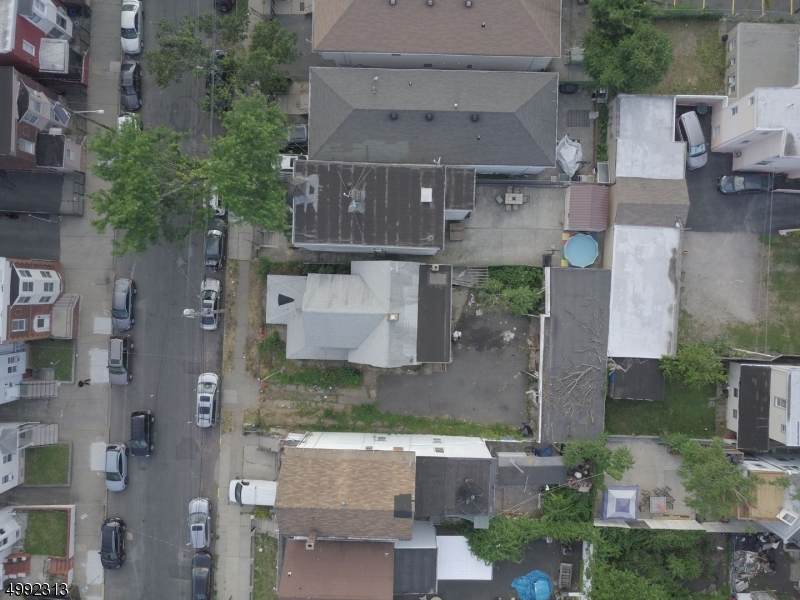 61 Winthrop St - Photo 1