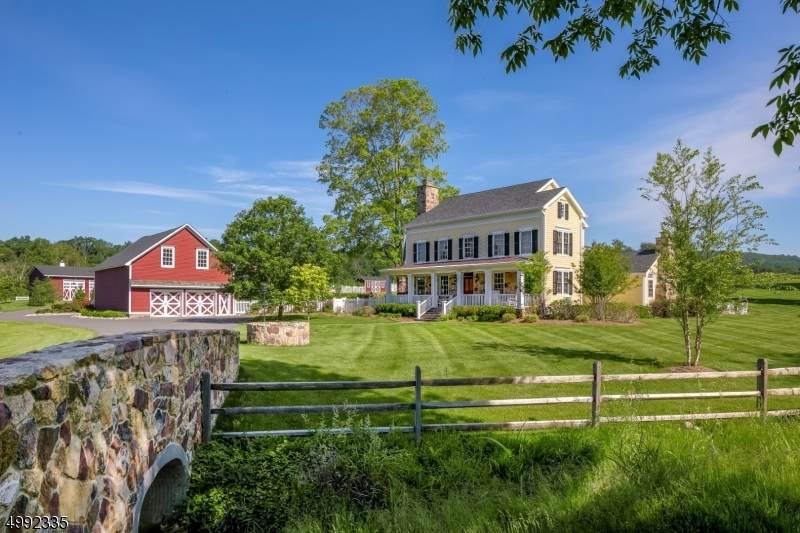 55 Mendham Rd - Photo 1