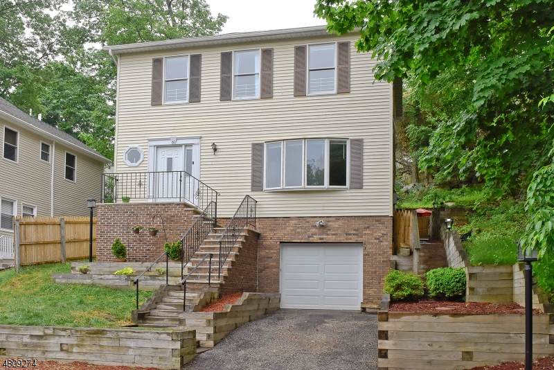 61 Cherokee Ave - Photo 1