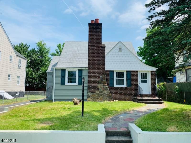 117 Clark St - Photo 1