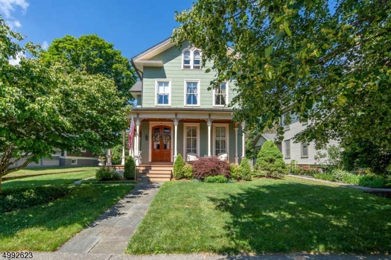 318 Mansfield St - Photo 1