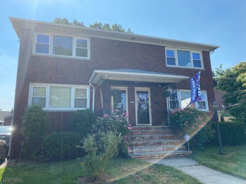 240 Forest St - Photo 1