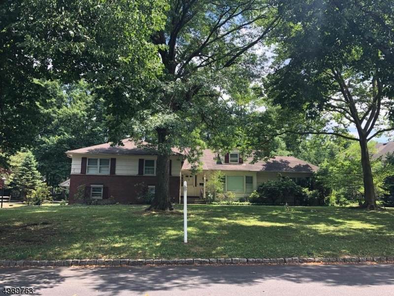 10 Arden Pl - Photo 1