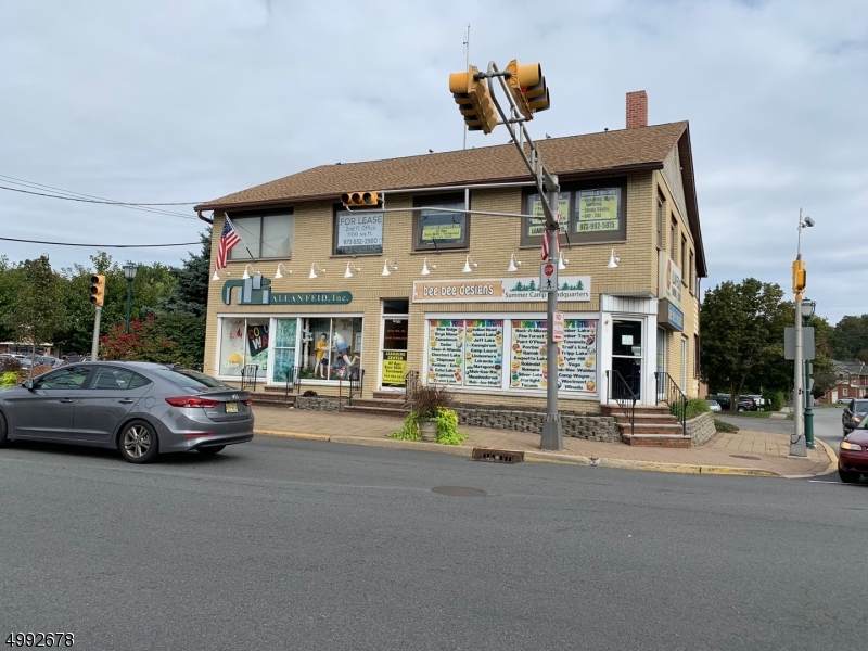 179 S Livingston Ave - Photo 1
