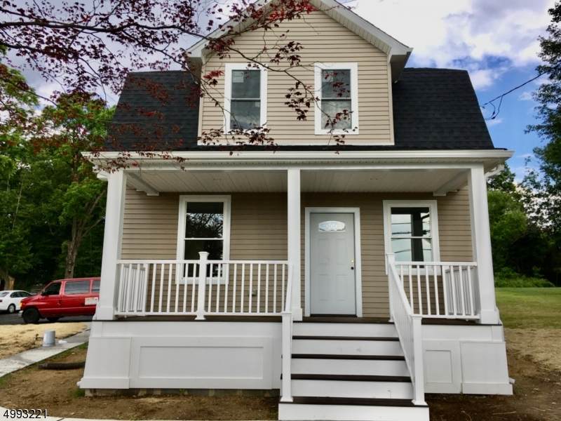 31 Center Grove Rd - Photo 1