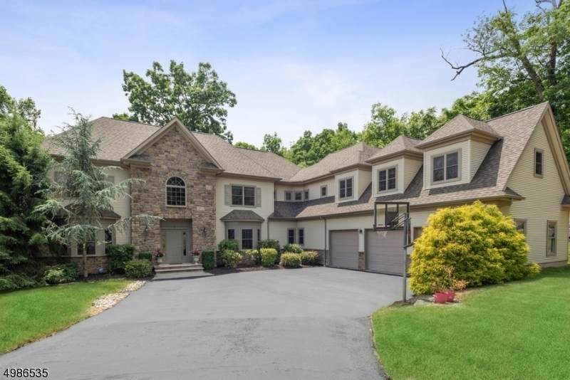 14 Thomas Ct - Photo 1