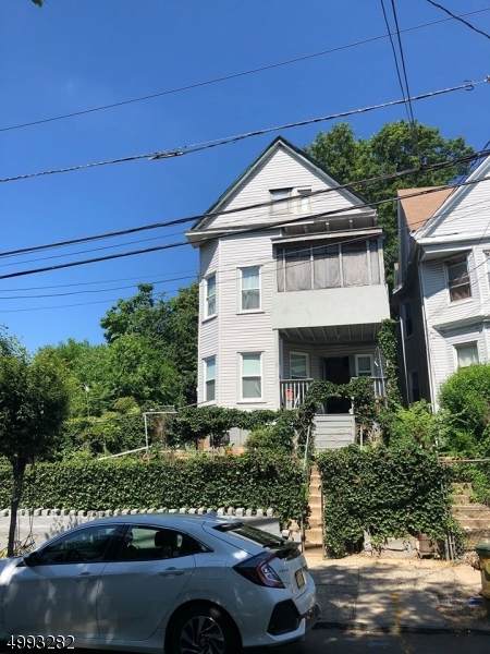 73 Seymour Ave - Photo 1