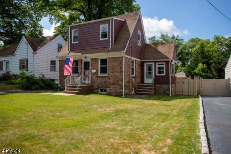 688 W Lake Ave - Photo 1