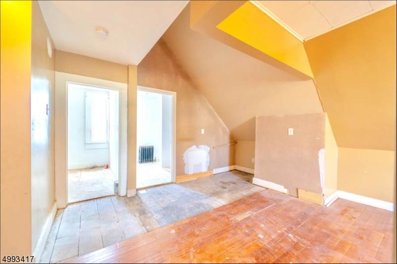 144 E Jersey St - Photo 1