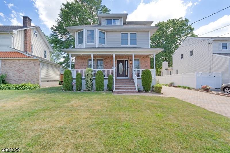 123 Gibson Blvd - Photo 1