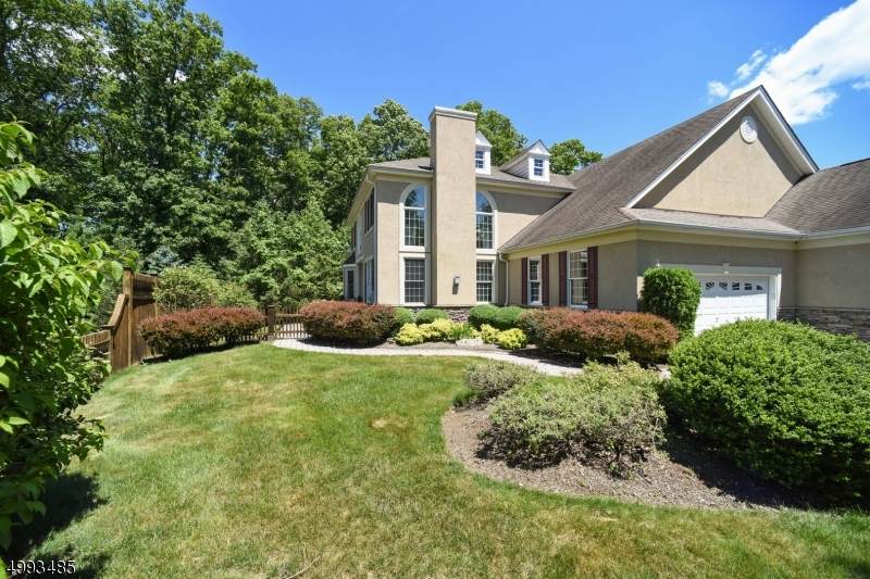 16 Wyckoff Way - Photo 1