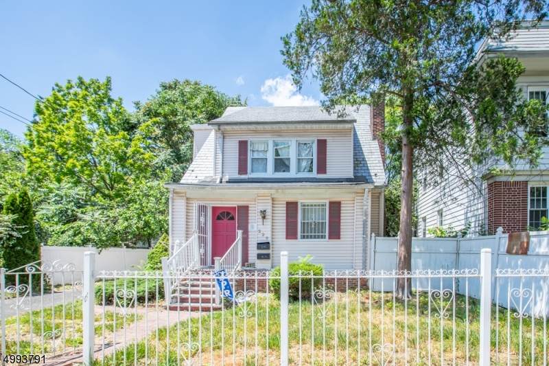 229 Sunset Ave - Photo 1
