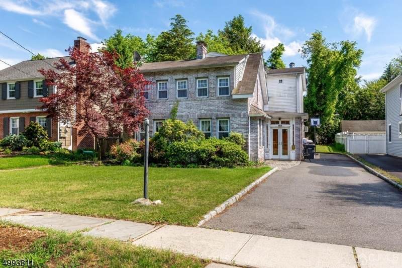 182 Maple Ave - Photo 1