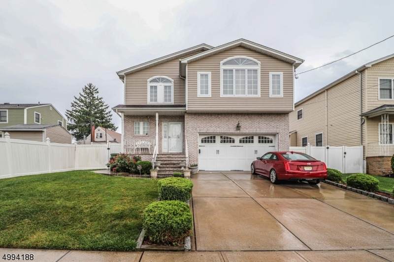115 Berwood Dr - Photo 1