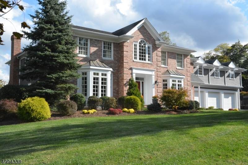 1 Sycamore Dr - Photo 1