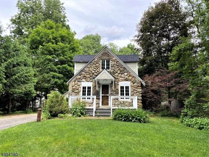 16 N Reilly Rd - Photo 1