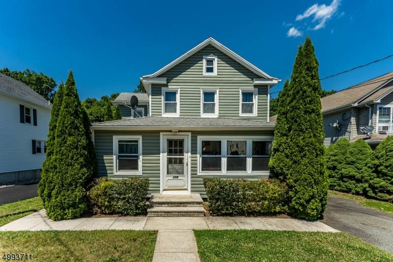 178 Chestnut St - Photo 1