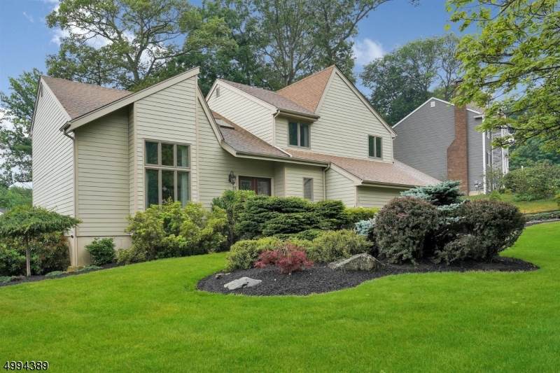 31 Drake Ct - Photo 1