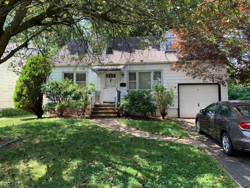 202 Sailer St - Photo 1