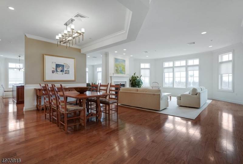 217 Metzger Dr - Photo 1