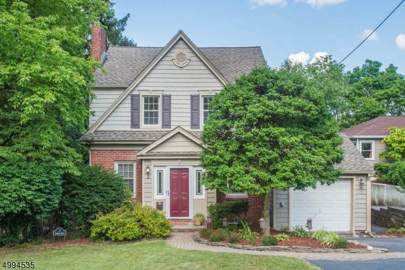 2 Dogwood Dr - Photo 1